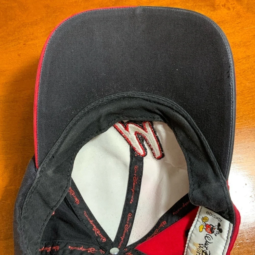 Disney Parks Walt Disney World Mickey “M” Hat Black Red Split Panel
